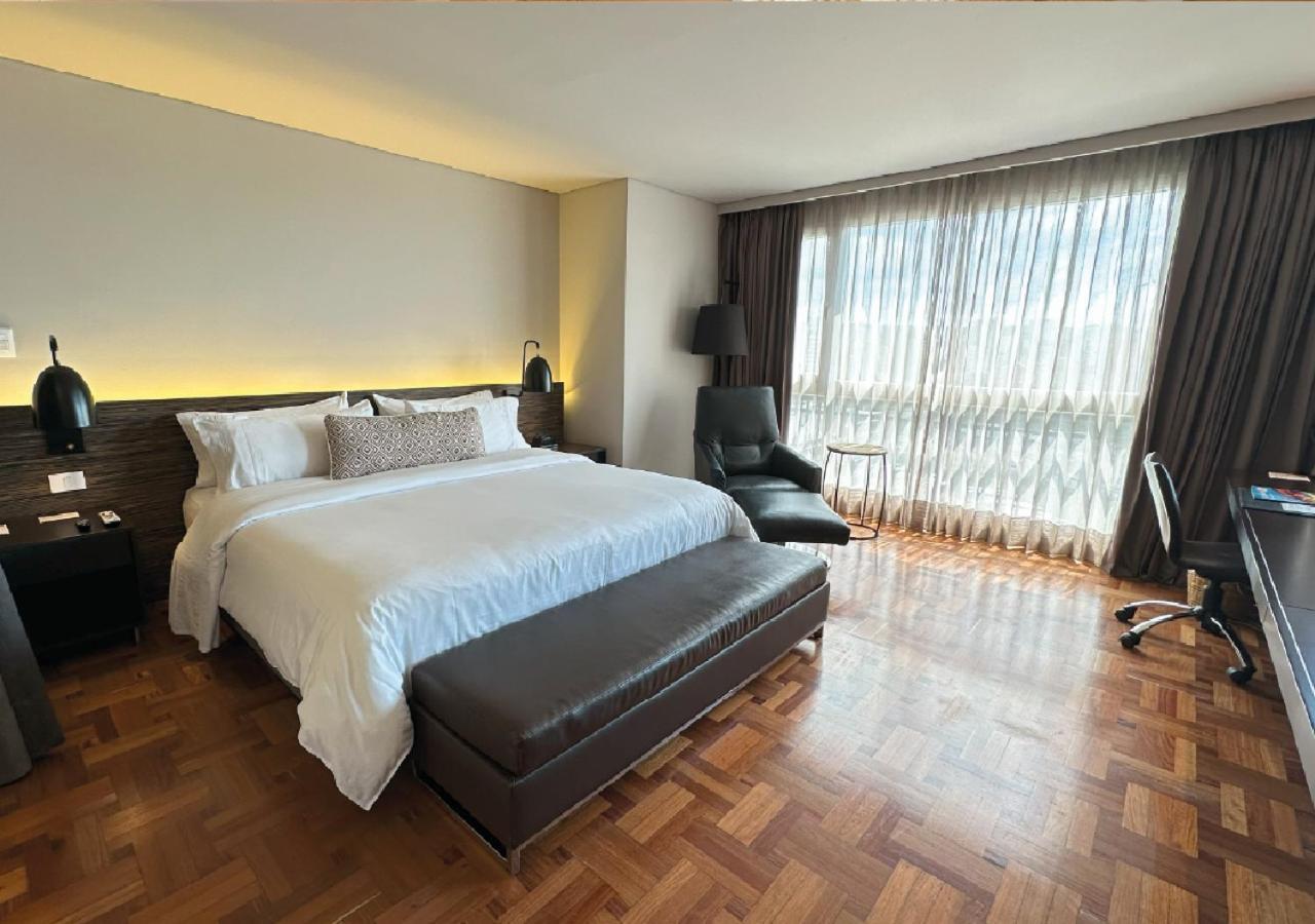 Movich Hotel de Pereira Exterior foto Executive Suite
